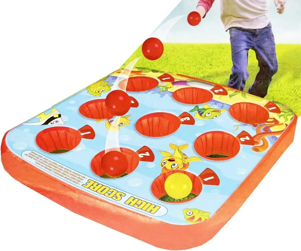INFLATABLE TARGET BALL GAME
